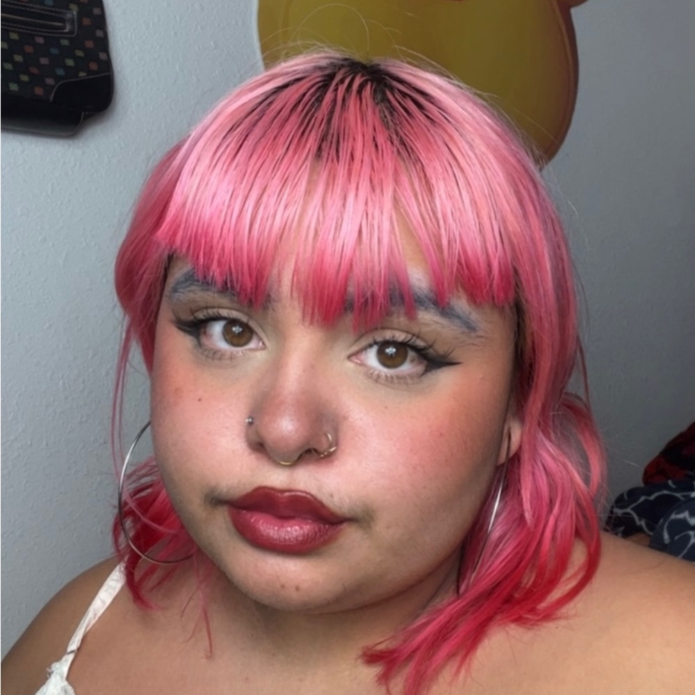 Meet your Posher, Juliet